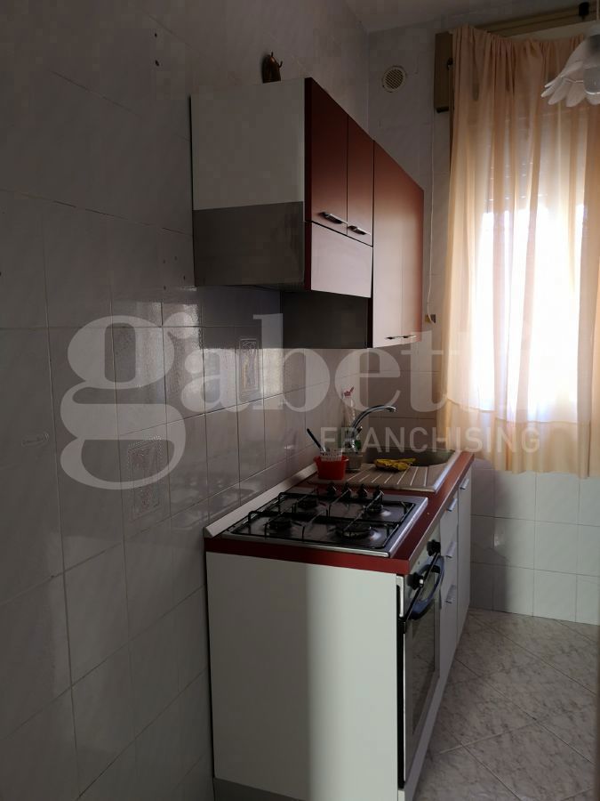 Trilocale ristrutturato a Napoli