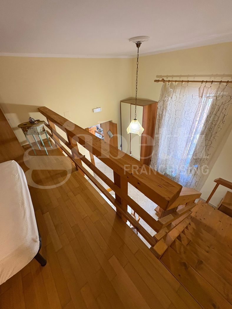 Bilocale arredato in affitto a Napoli