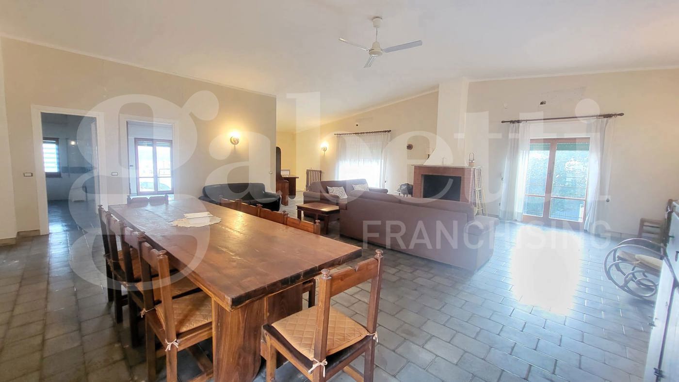 Appartamento arredato in affitto a Pozzuoli