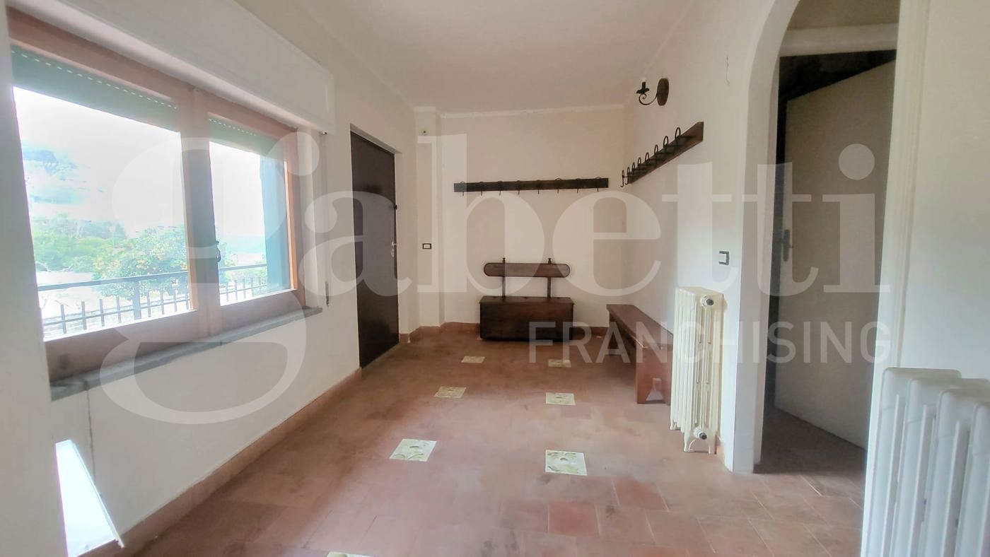 Appartamento arredato in affitto a Pozzuoli