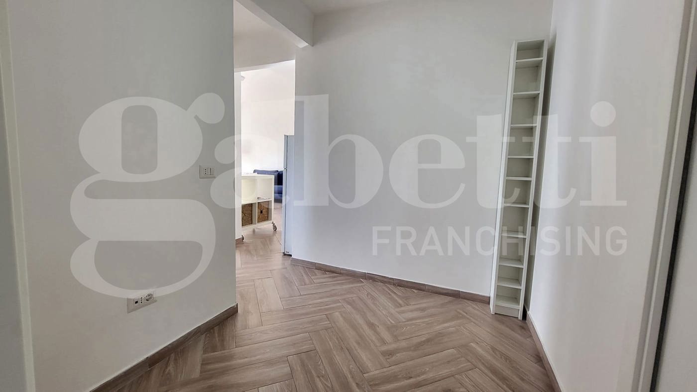 Trilocale arredato in affitto a Pozzuoli