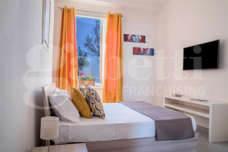 Bilocale arredato in affitto a Pozzuoli