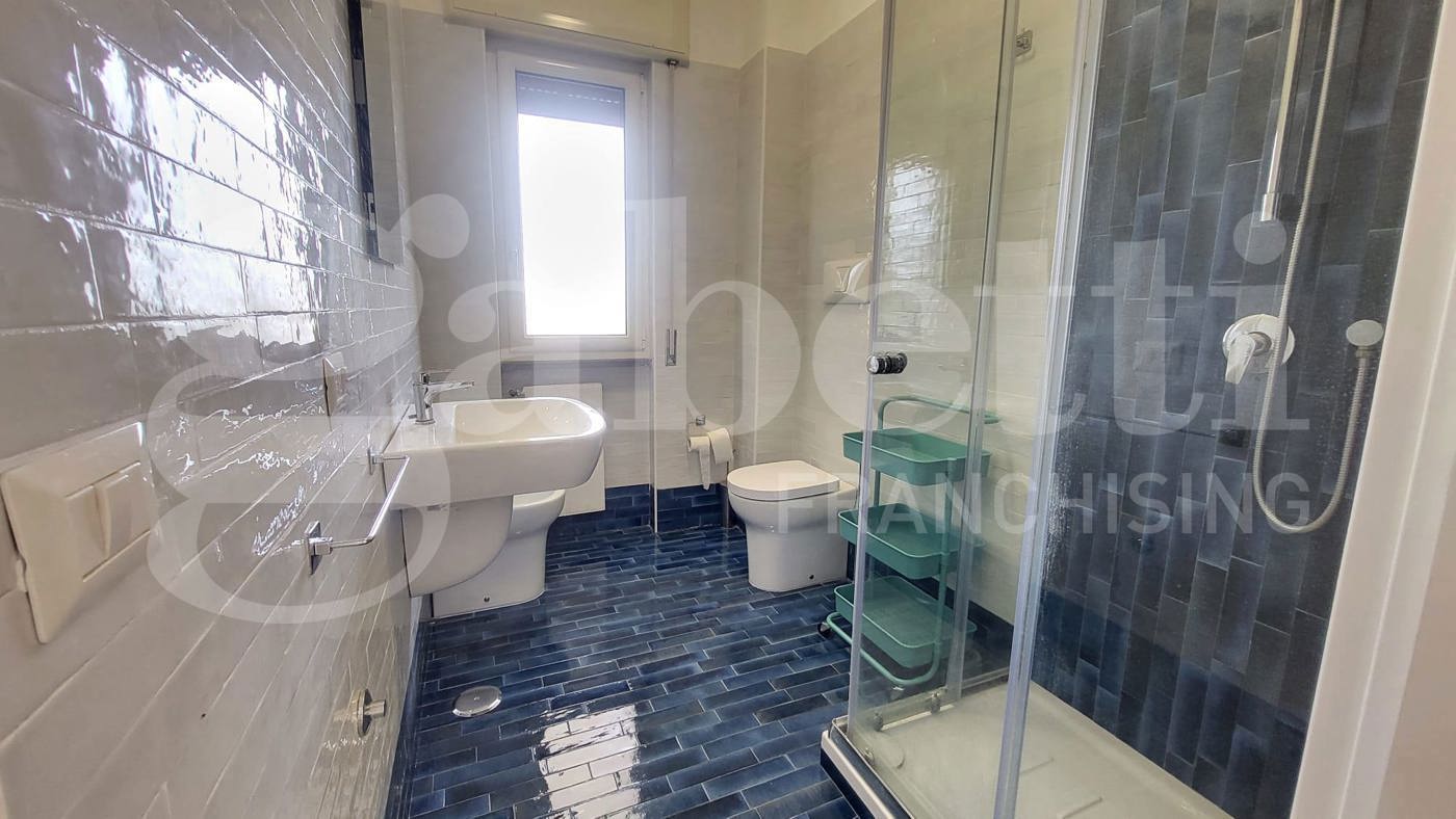 Trilocale arredato in affitto a Pozzuoli