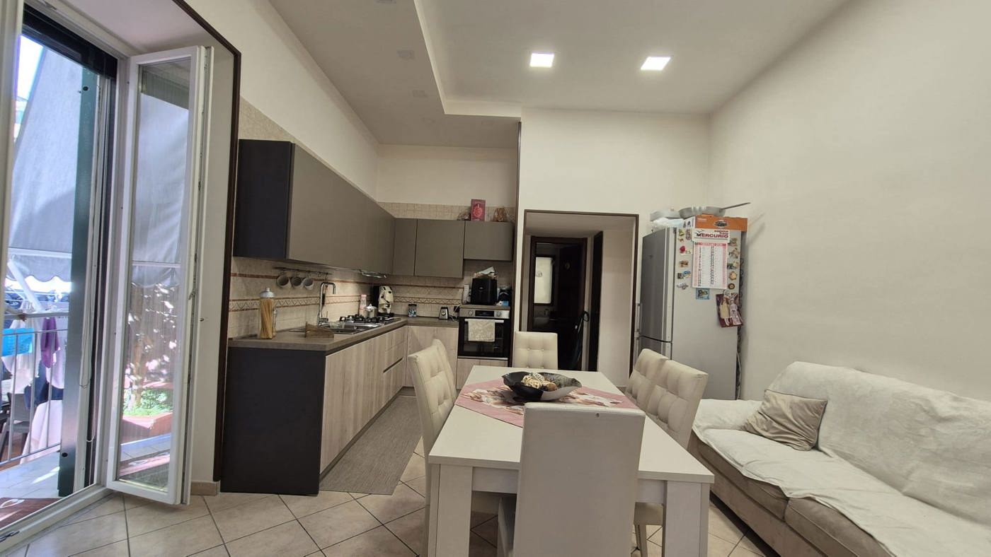 Quadrilocale ristrutturato a Napoli