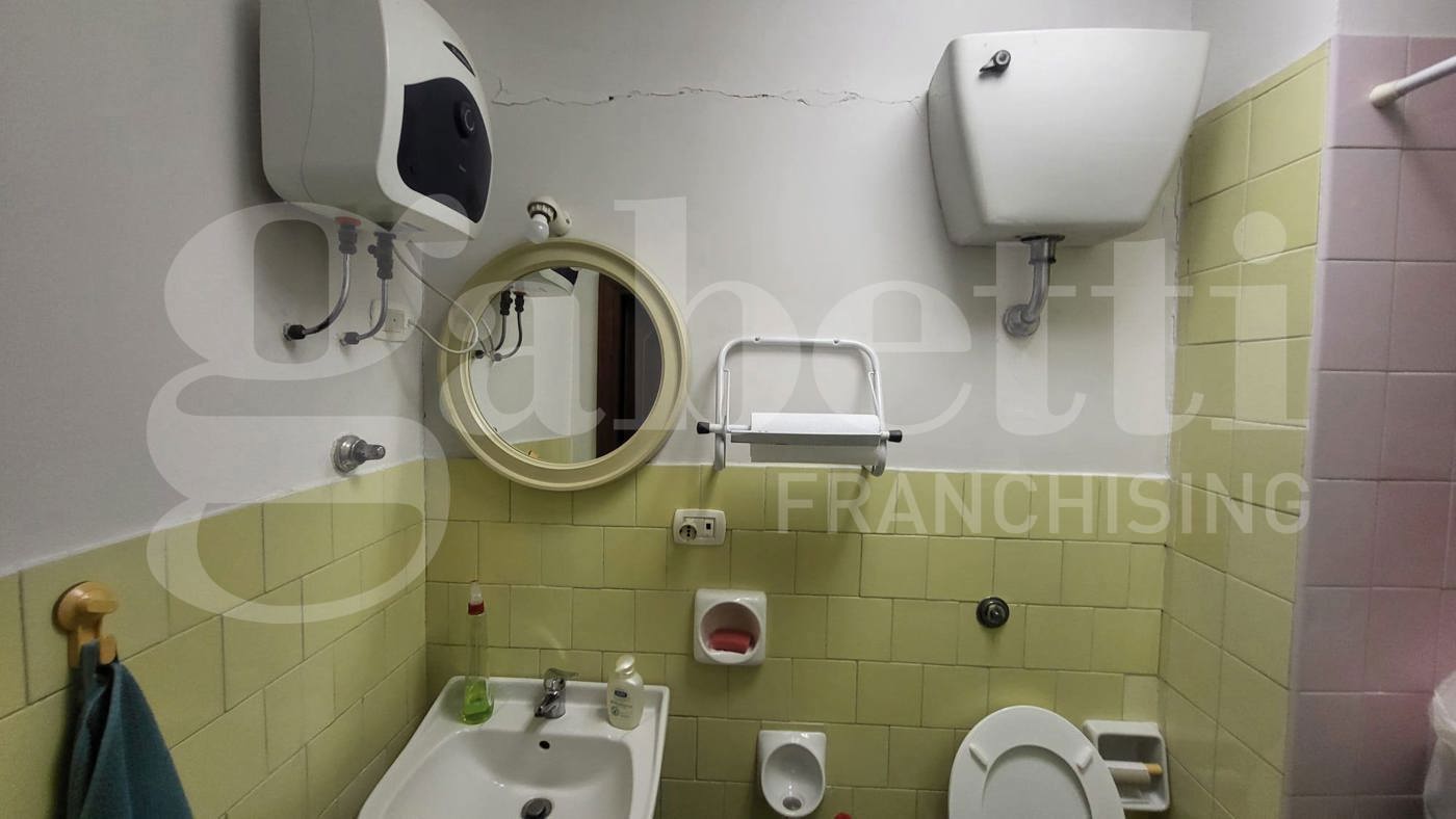 Ufficio in affitto a Pozzuoli