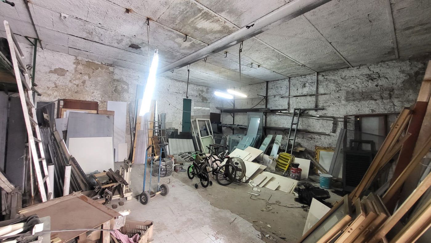 Magazzino in vendita a Napoli