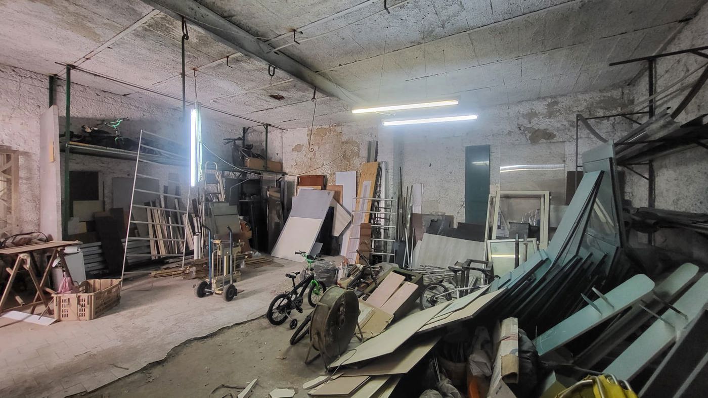 Magazzino in vendita a Napoli