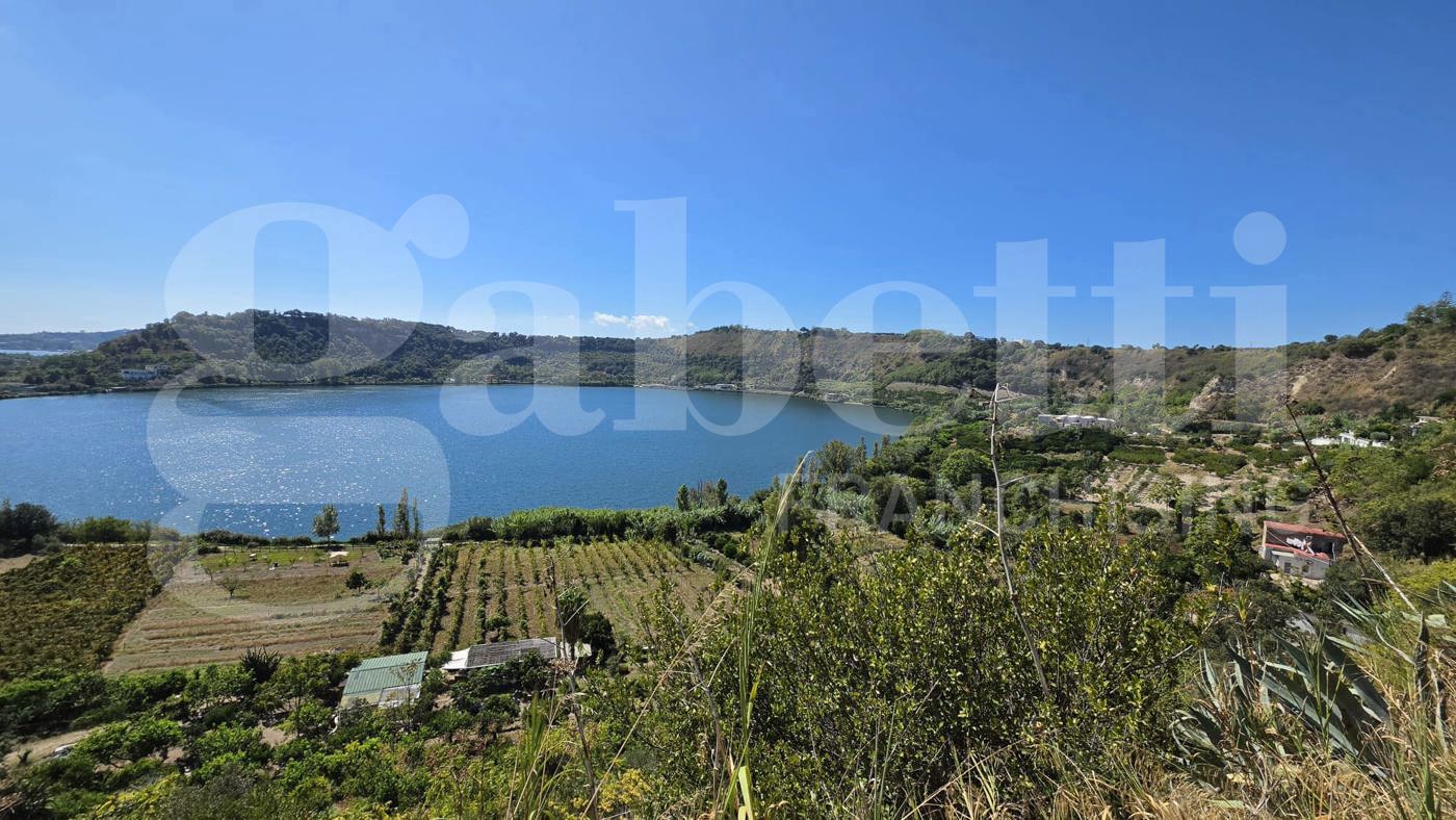 Terreno Agricolo in vendita a Pozzuoli