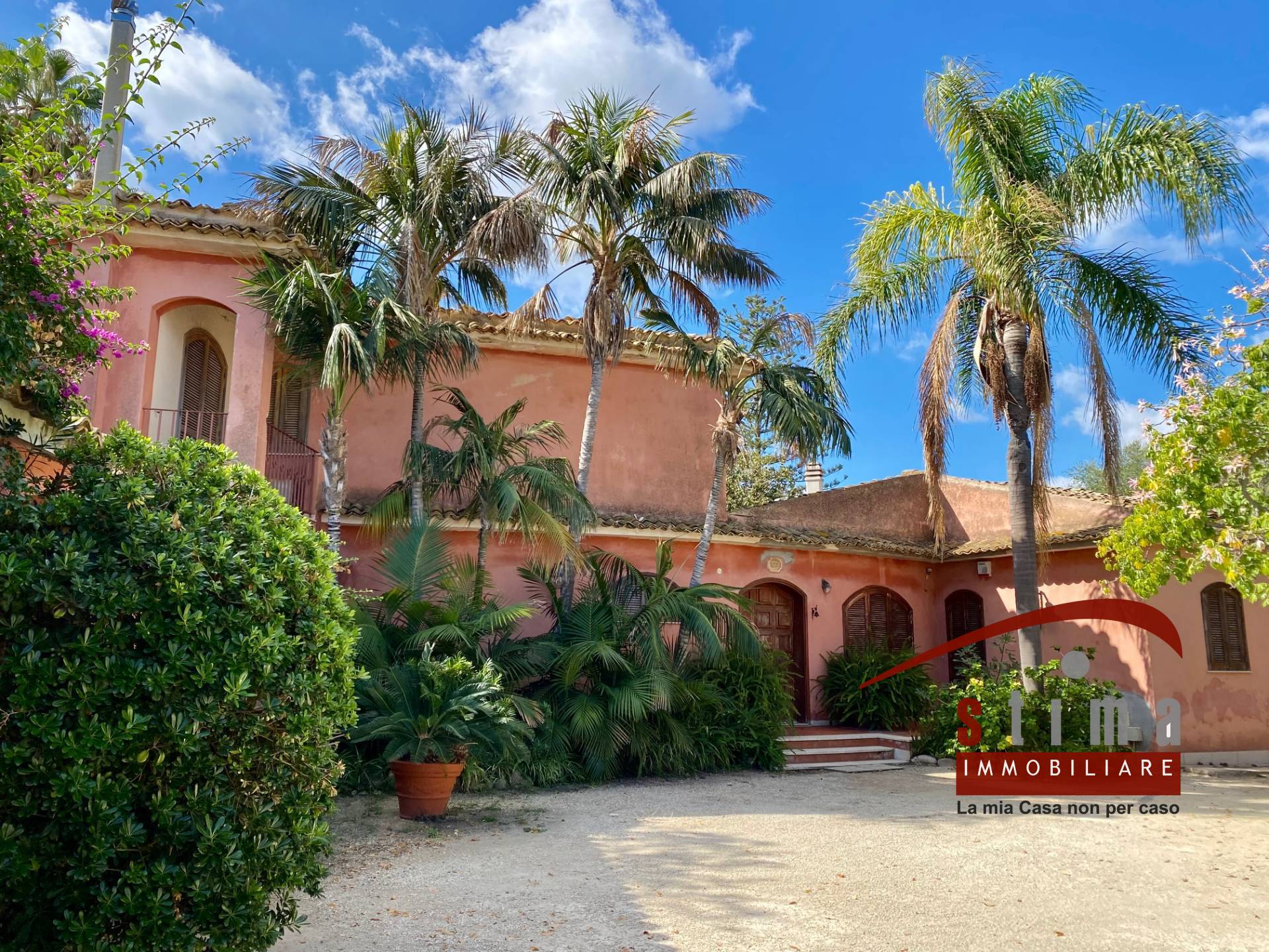 Villa con terrazzo, Siracusa isola