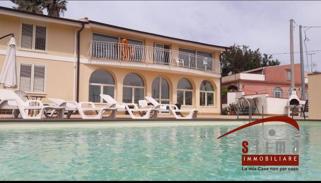 Villa in vendita a Siracusa, Isola