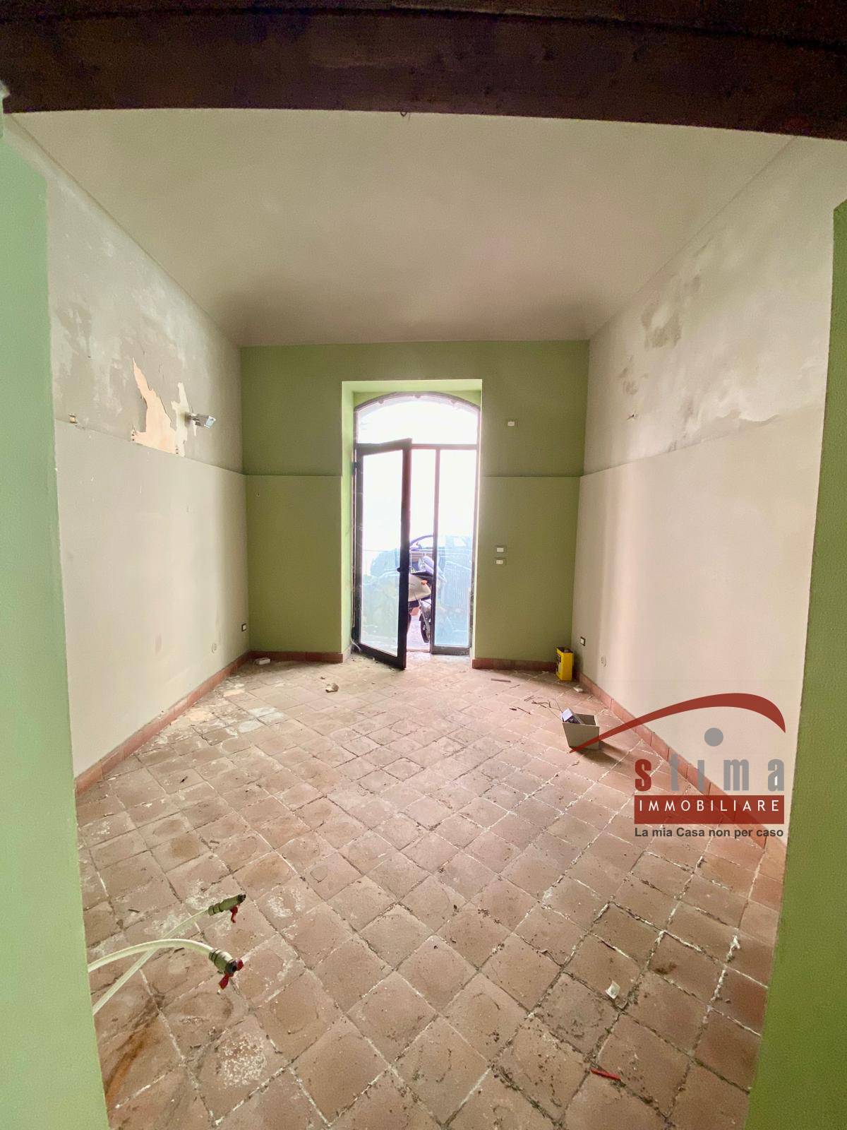 Basso in vendita a Siracusa, Ortigia