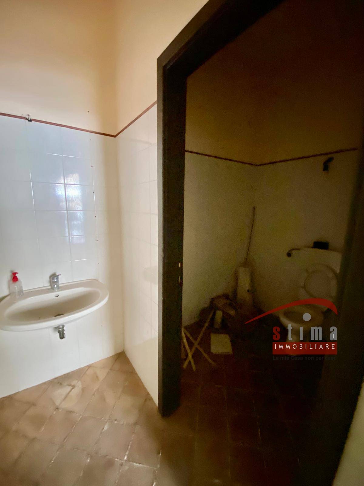 Basso in vendita a Siracusa, Ortigia