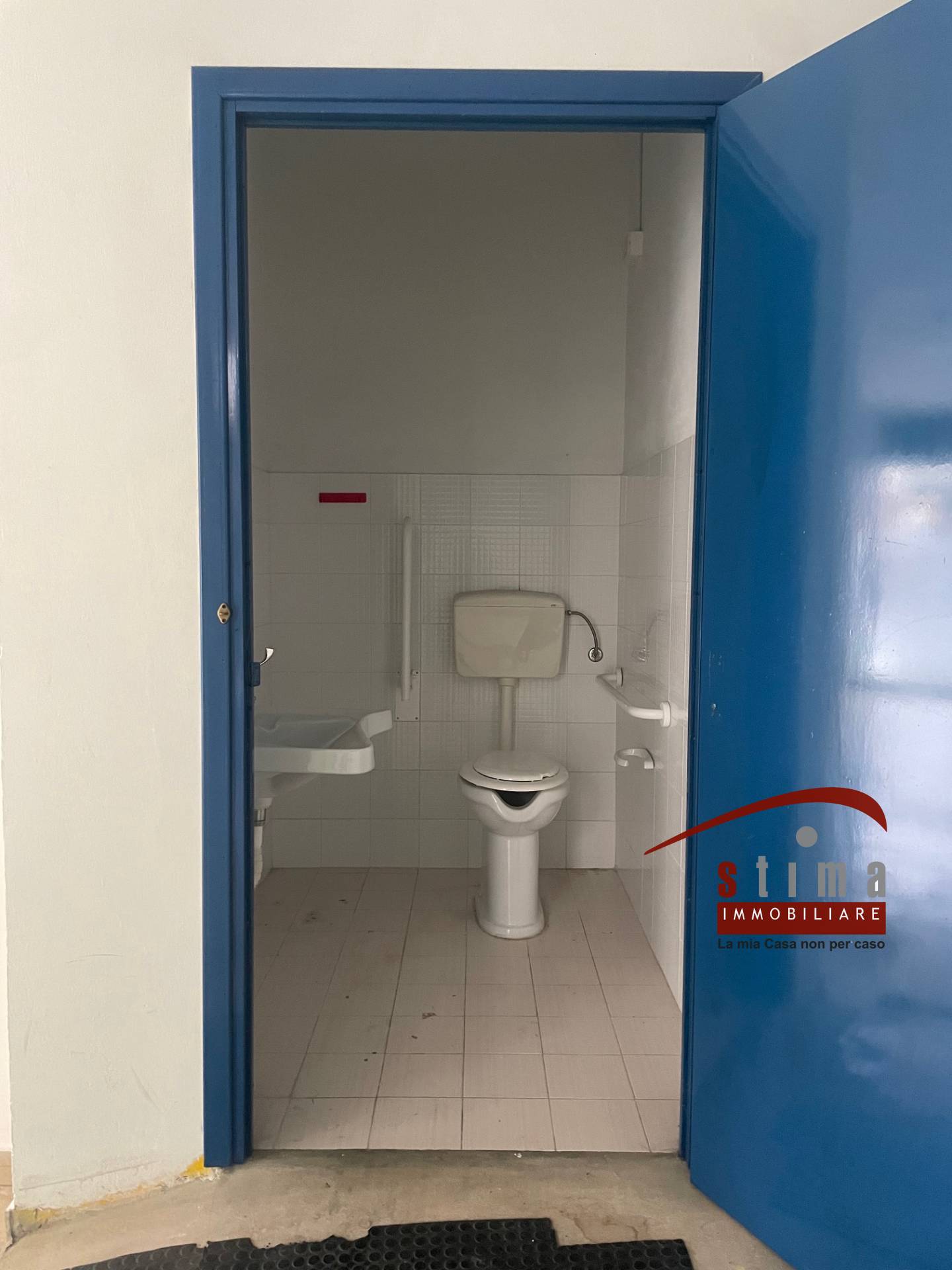 Locale commerciale in affitto a Siracusa, Tica-tisia