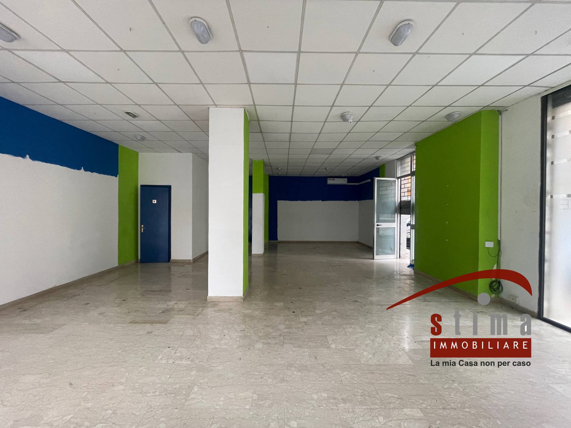 Locale commerciale in affitto a Siracusa, Tica-tisia