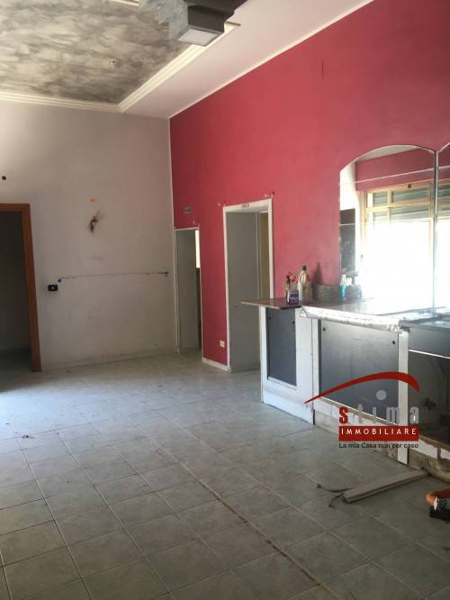 Locale commerciale in vendita a Siracusa, Borgata