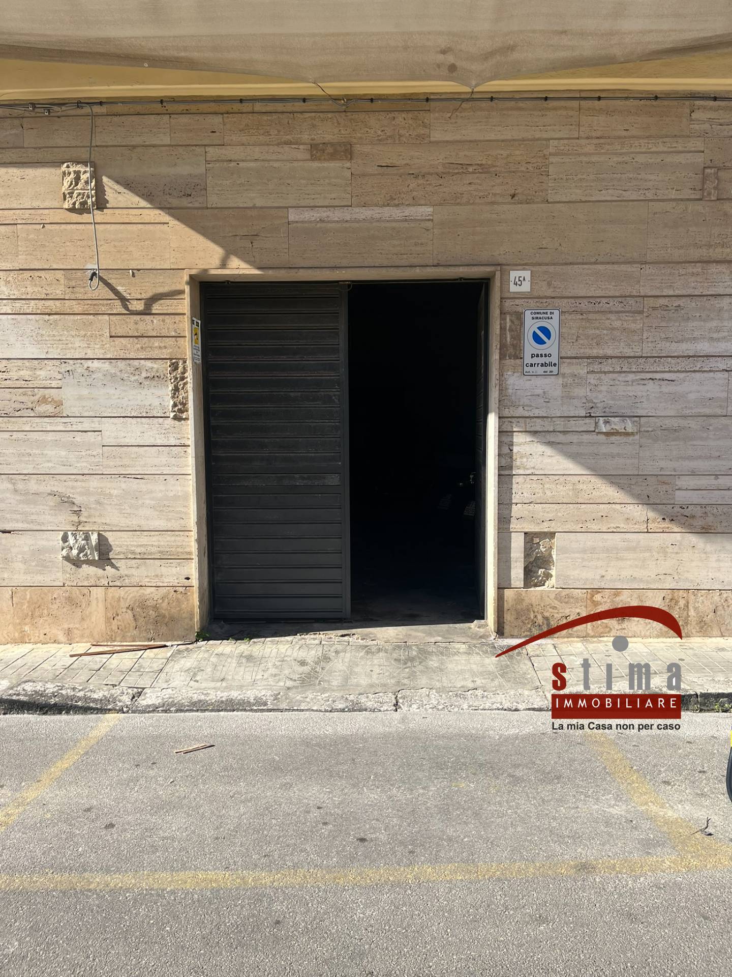 Garage/Magazzino in vendita a Siracusa, Borgata