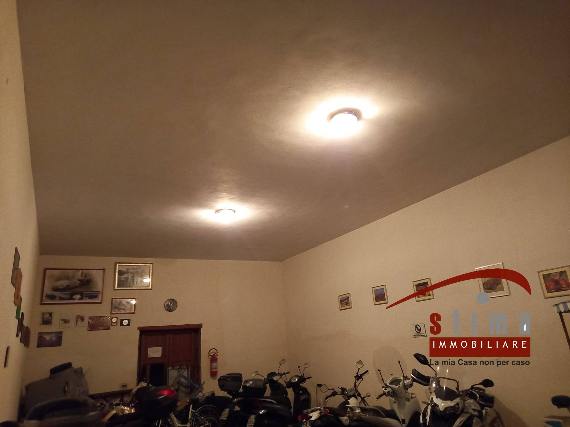 Garage/Magazzino in vendita a Siracusa, Borgata