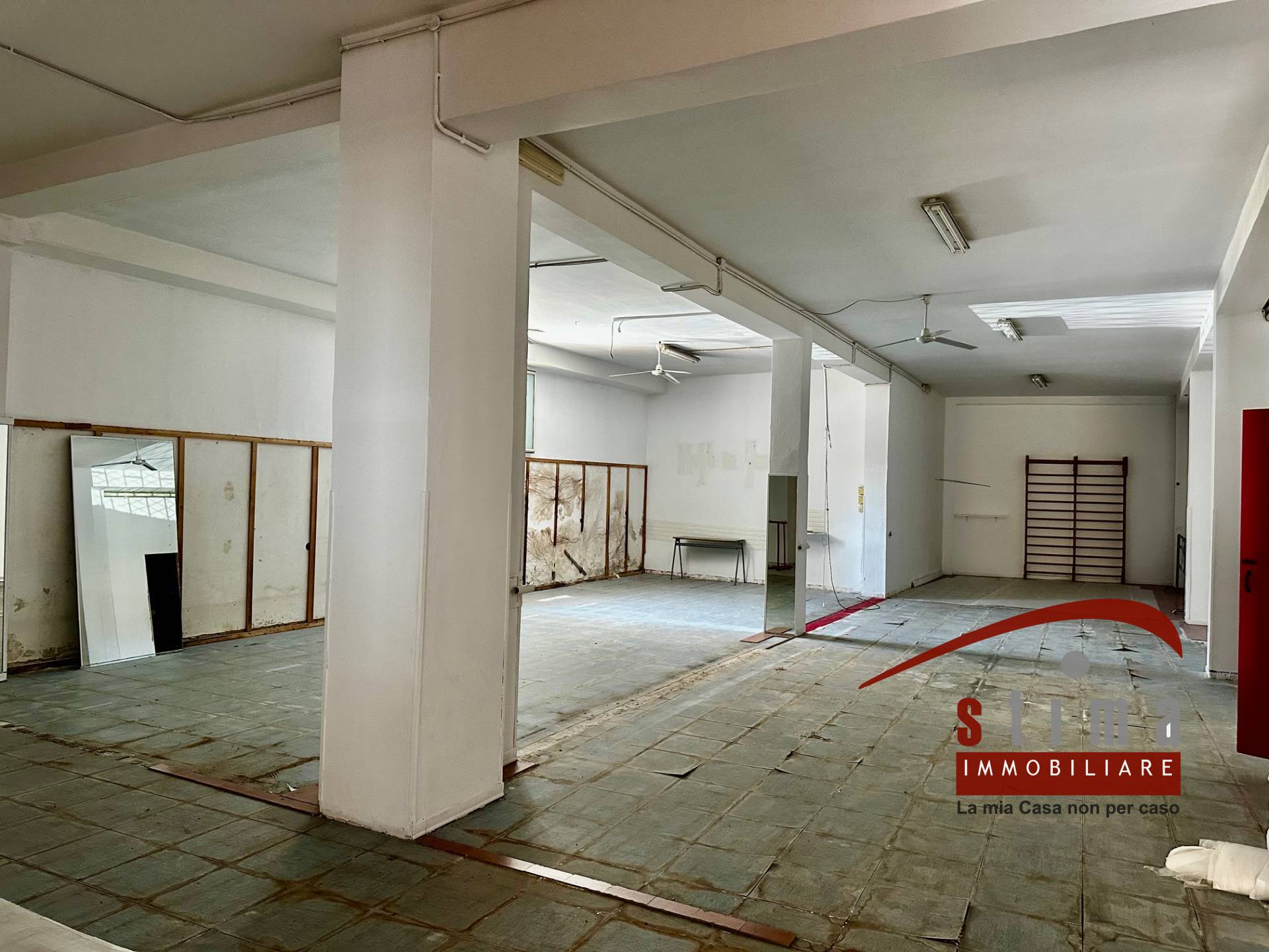 Garage/Magazzino in affitto a Siracusa, Panagia