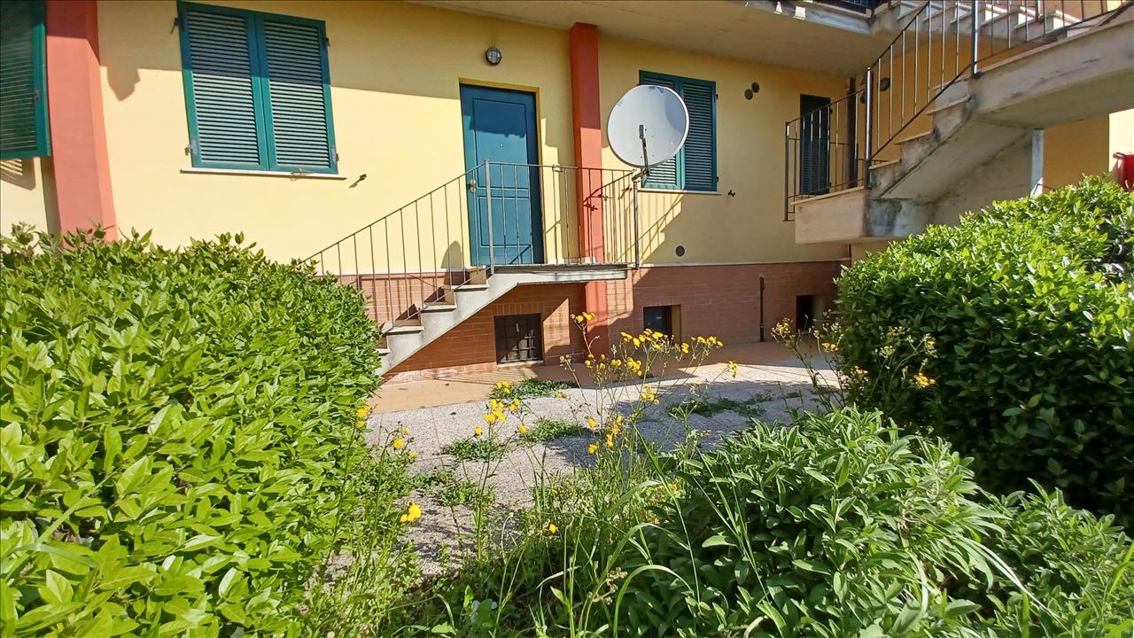 Appartamento con giardino a Torrita di Siena