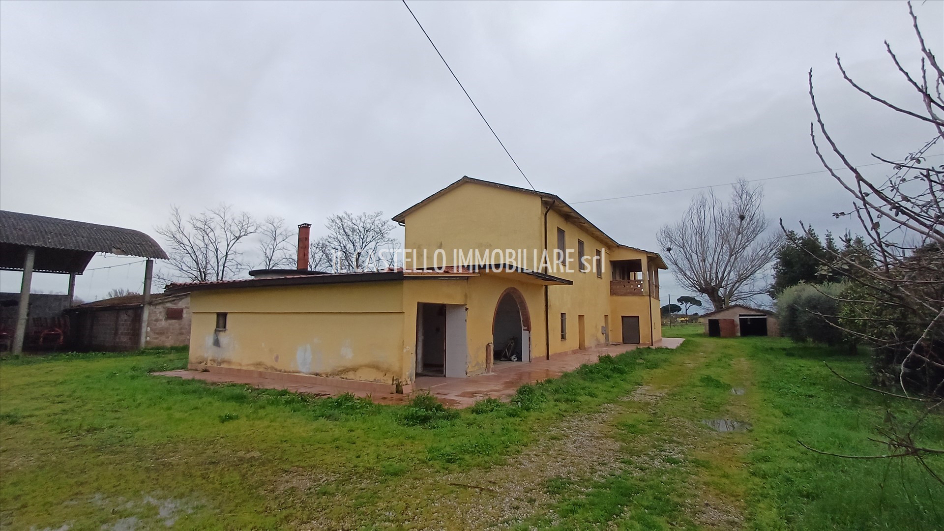Villa con giardino a Torrita di Siena