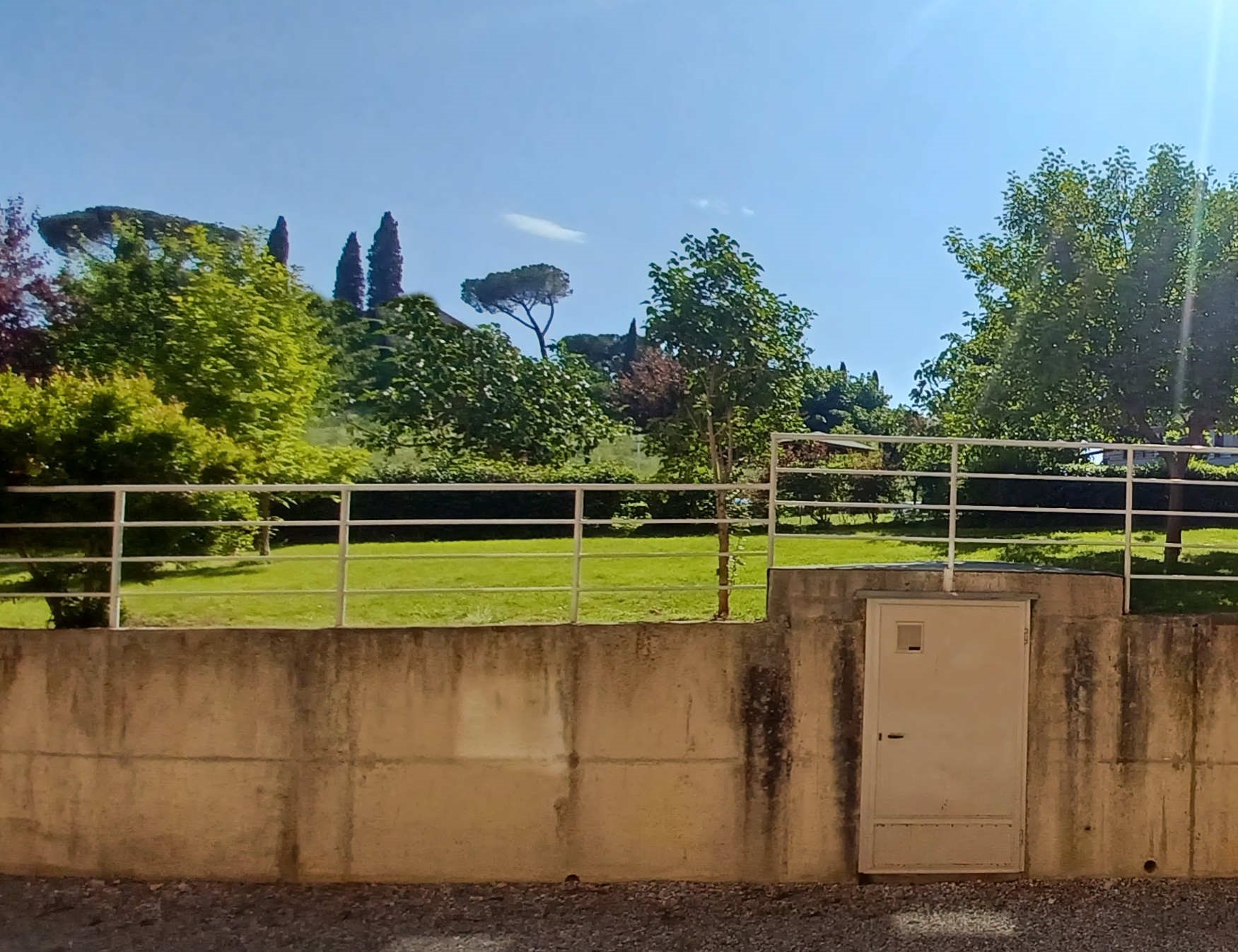 Appartamento con box, Chiusi scalo