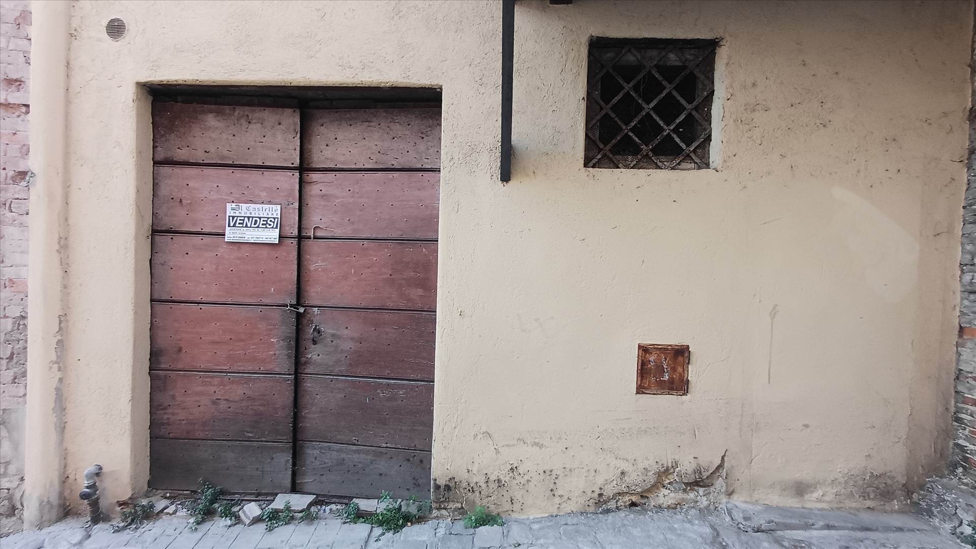 Box/Garage 34mq con box doppio a Citt� di Castello