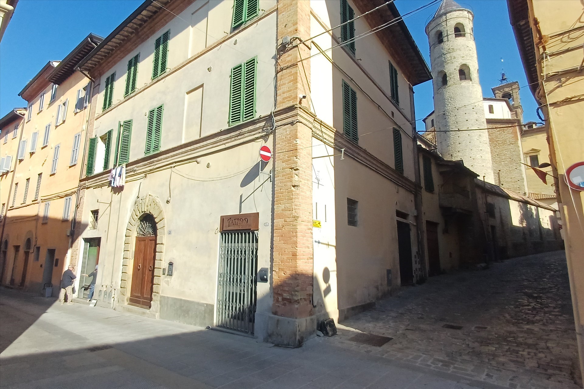 Box/Garage 34mq con box doppio a Citt� di Castello