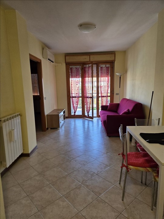 Trilocale con terrazzo a Siena