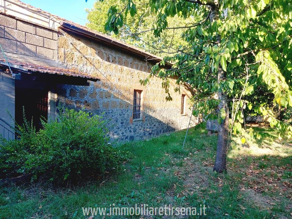 Casa indipendente con giardino a Porano