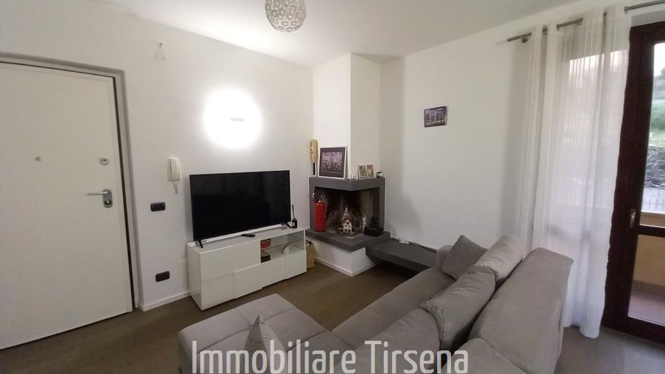 Appartamento con box doppio a Baschi