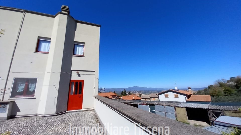 Villa con box a Ficulle