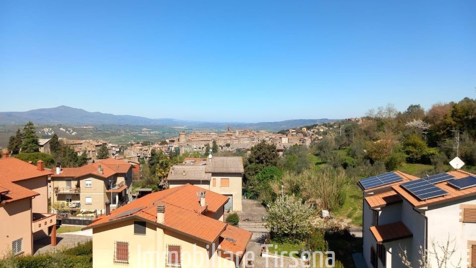 Villa con box a Ficulle