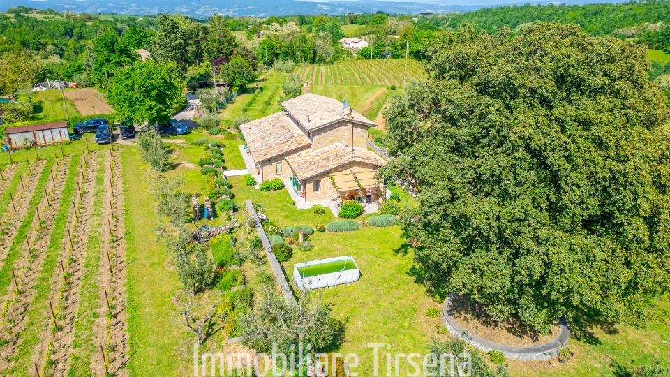 Rustico con giardino, Orvieto torre san severo