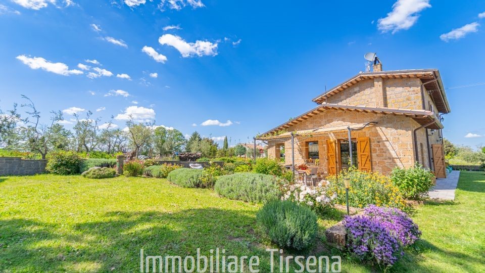 Rustico con giardino, Orvieto torre san severo