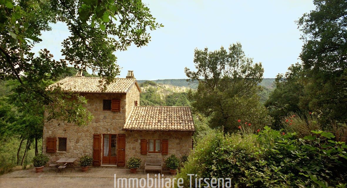 Rustico ristrutturato a Lubriano