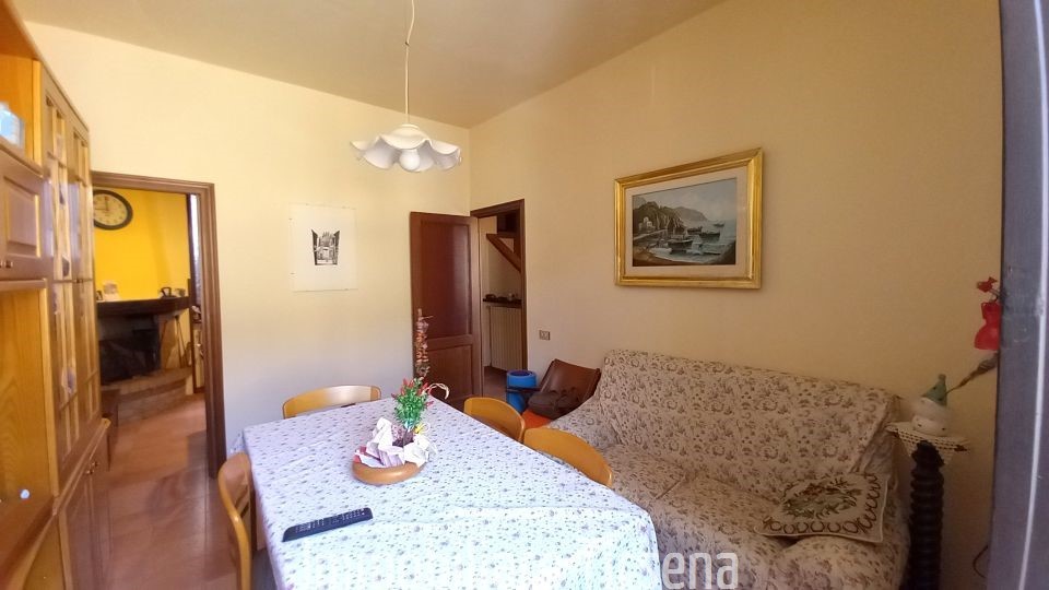 Appartamento con box, Orvieto centro storico