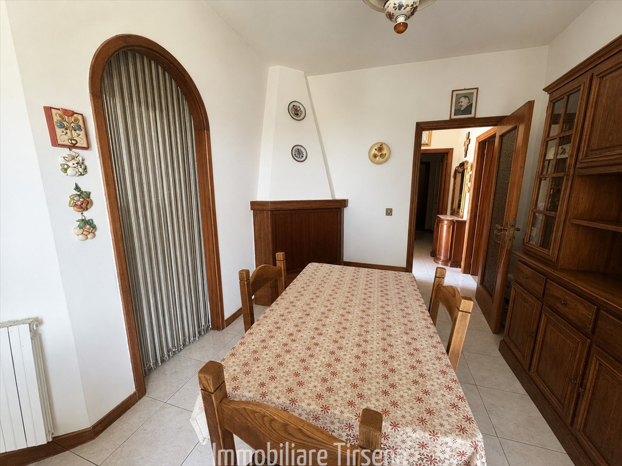 Villa con giardino a Montecchio