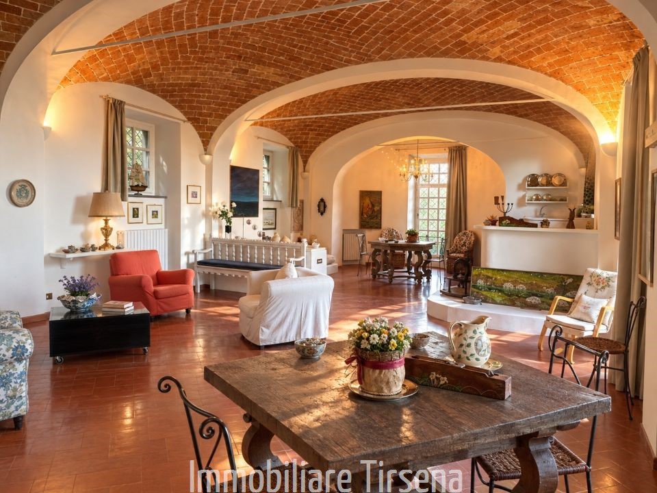 Villa con giardino, Orvieto centro storico