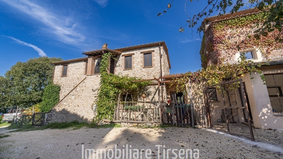 Villa con giardino, Orvieto corbara