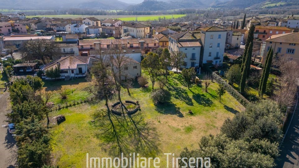 Villa con giardino a Attigliano