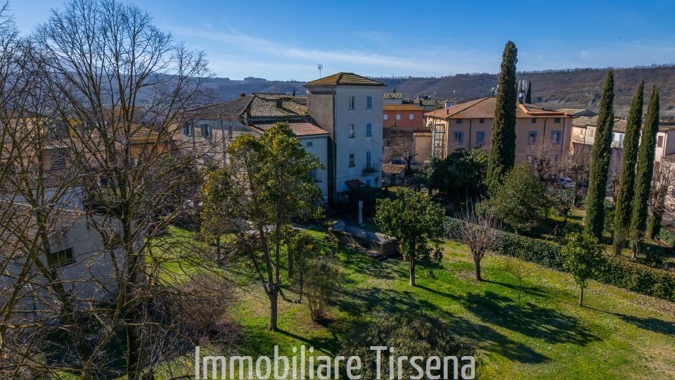 Villa con giardino a Attigliano