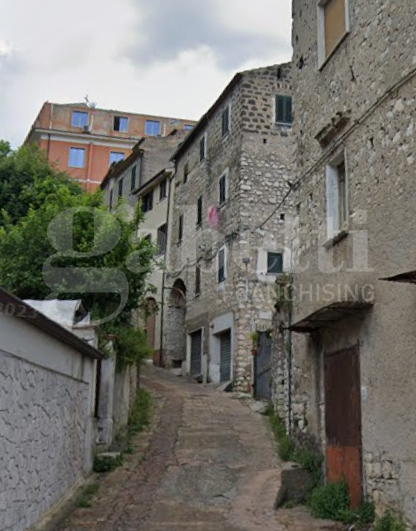 Casa indipendente in vendita a Santi Cosma e Damiano