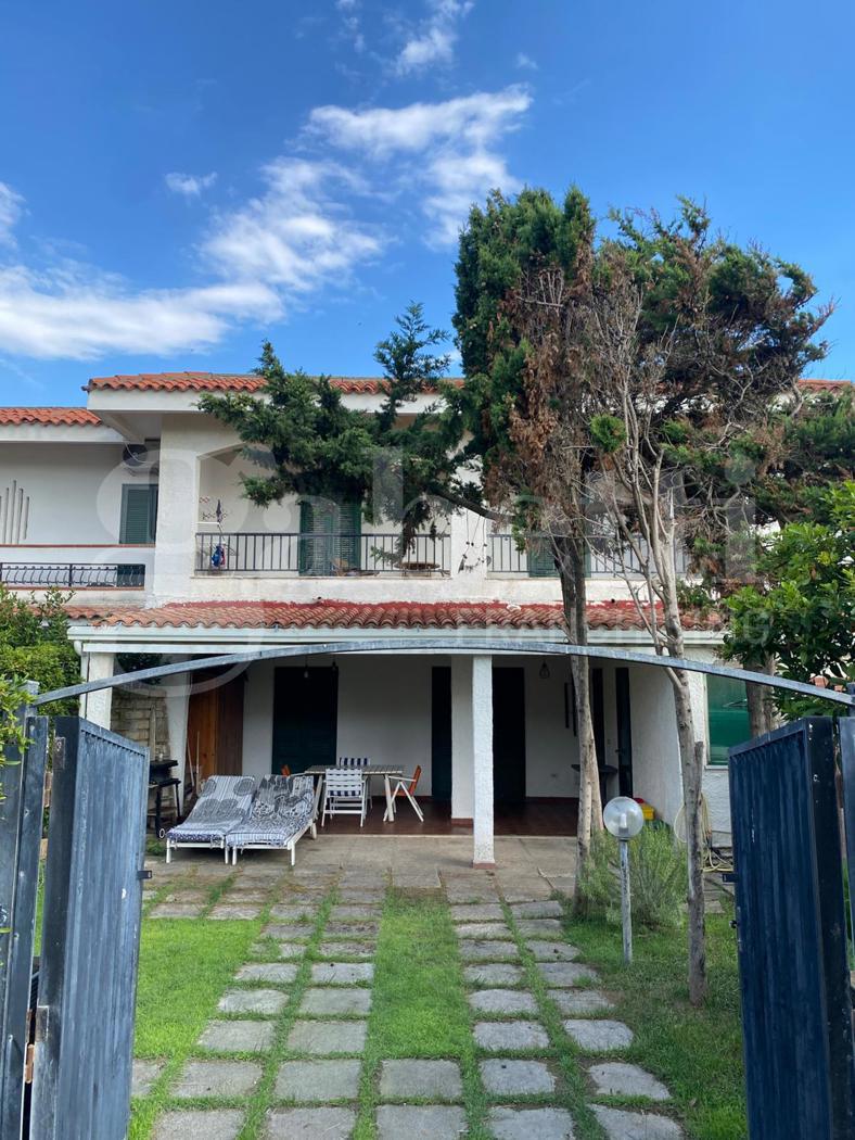 Villa in vendita a Cellole