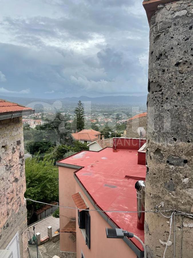 Casa indipendente in vendita a Santi Cosma e Damiano
