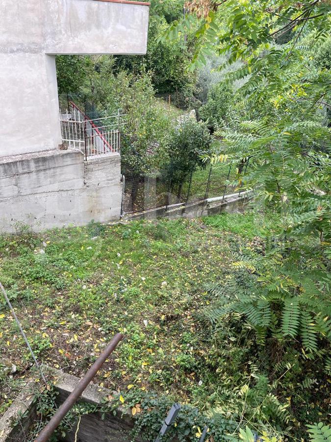 Casa indipendente in vendita a Santi Cosma e Damiano