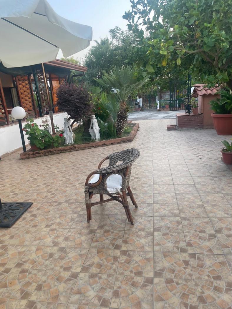 Villa in vendita a Cellole