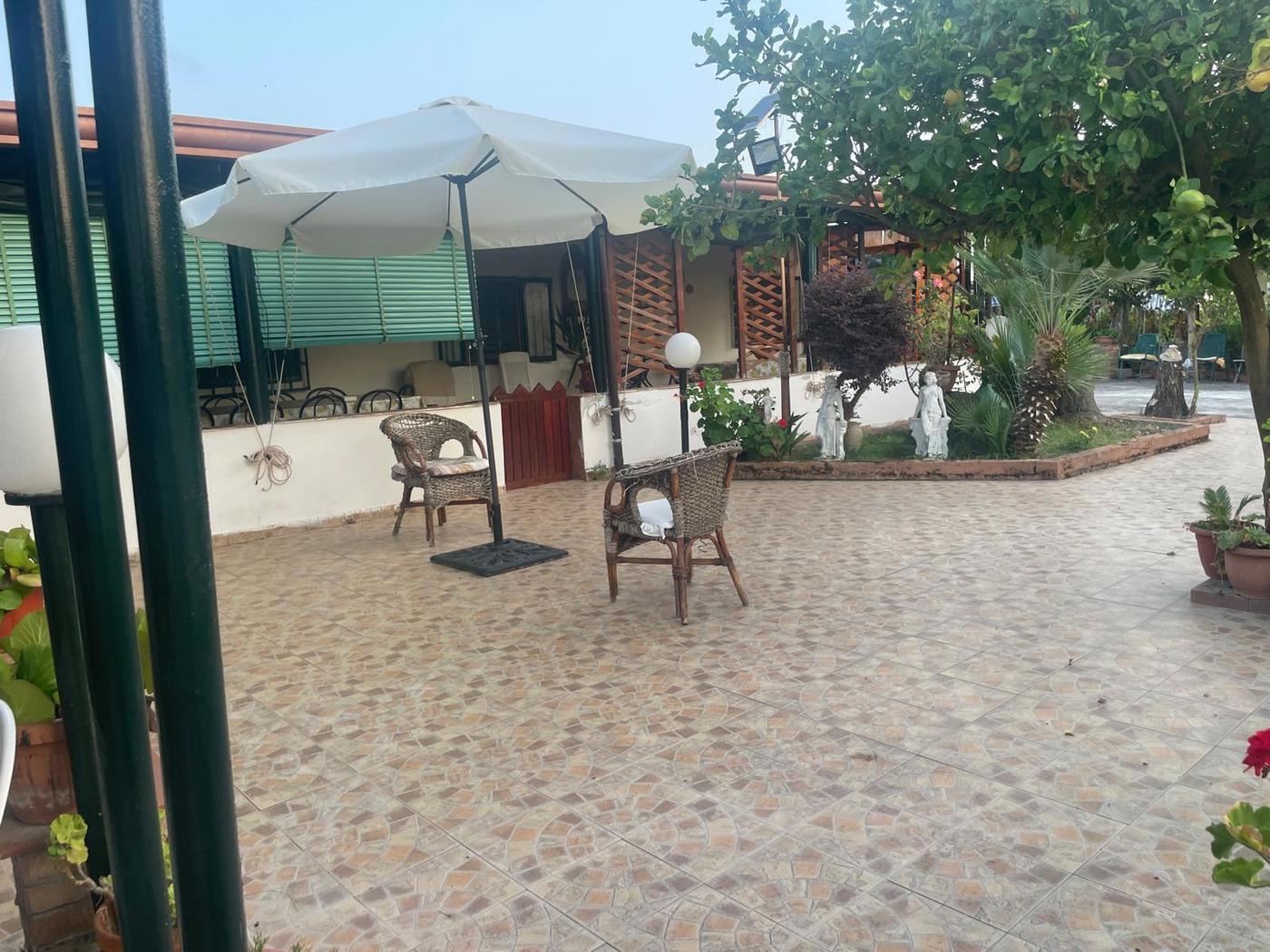 Villa in vendita a Cellole