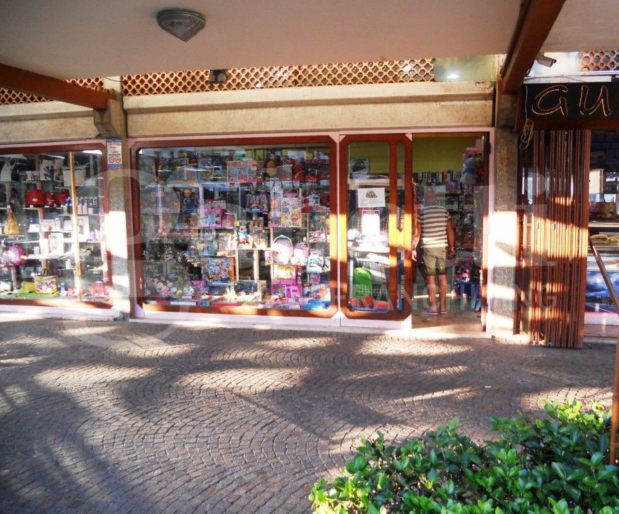 Negozio in vendita a Sessa Aurunca