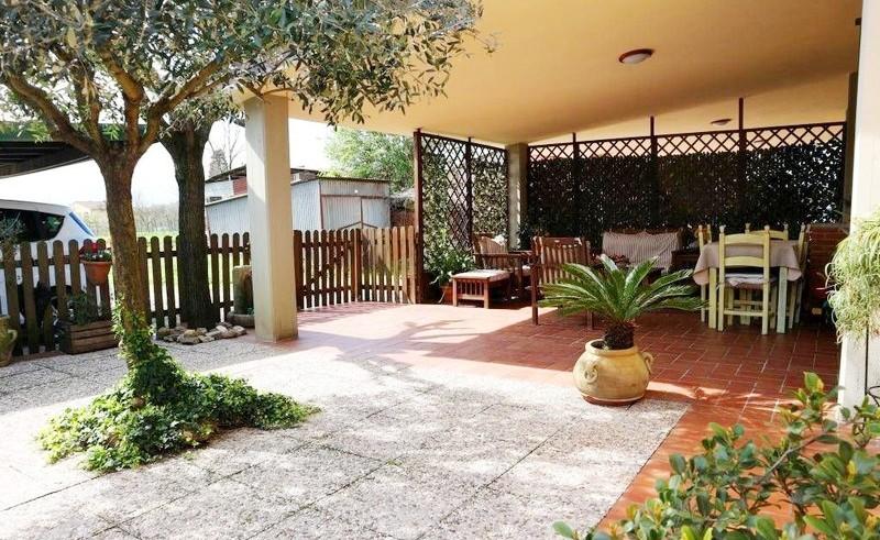 Villa Bifamiliare con giardino a Porcari