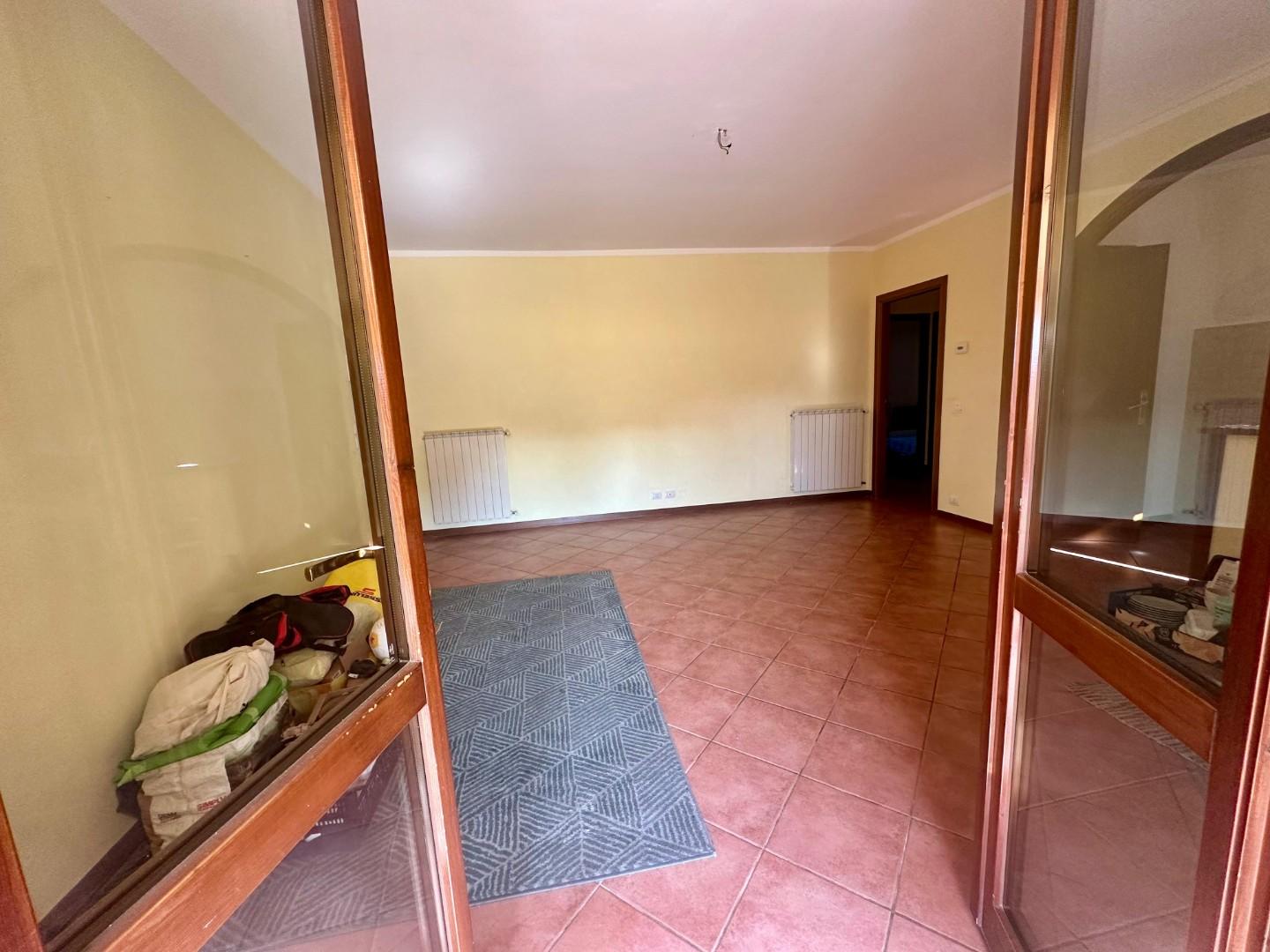 Trilocale con terrazzo a Porcari